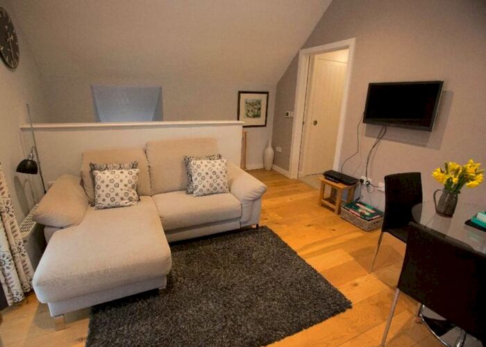 2 Bedroom Flat To Rent In Fuller's Hill, Sandy, SG19