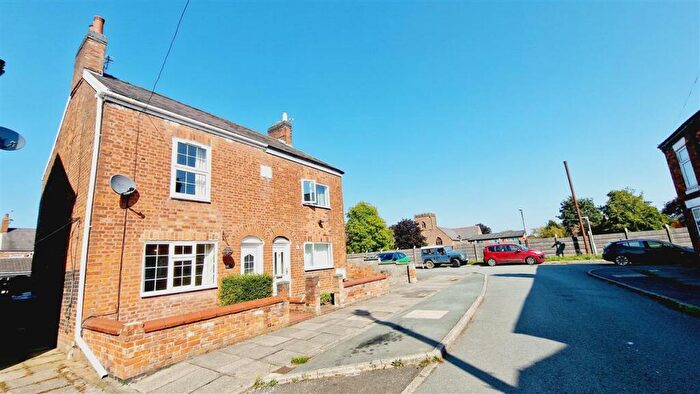 3 Bedroom Semi-Detached House To Rent In Princess Street, Winsford, CW7