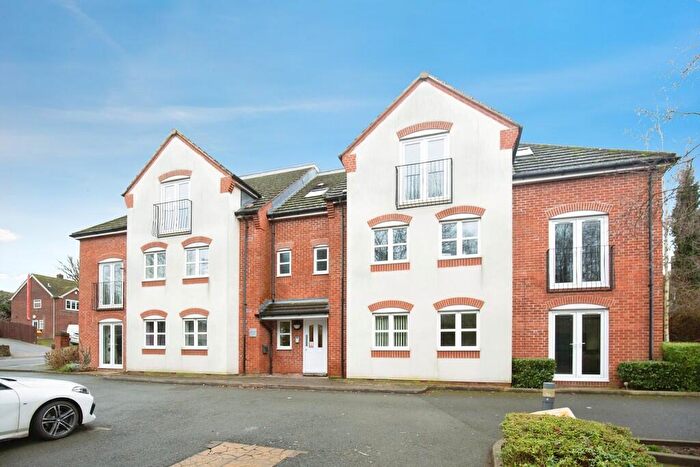 2 Bedroom Apartment For Sale In Quarry Court, Quarry Hill, Wilnecote, B77