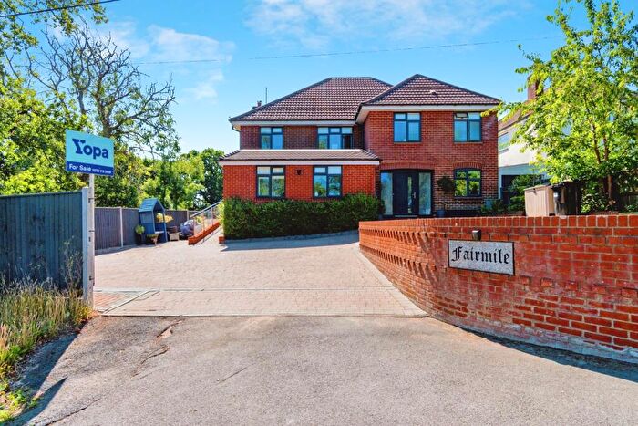 8 Bedroom Detached House For Sale In Blackfield Road, Southampton, SO45
