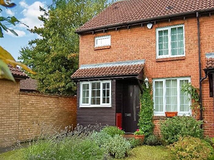 1 Bedroom House To Rent In Richmond Walk, St Albans, AL4