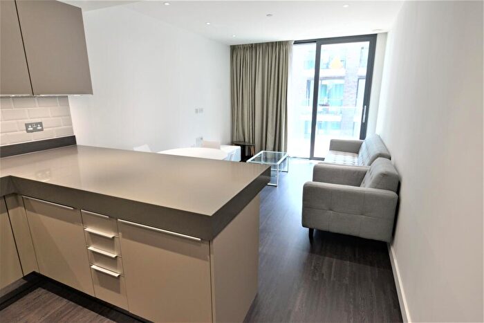 1 Bedroom Apartment To Rent In Catalina House, Canter Way, Tower Hamlets, London, E1