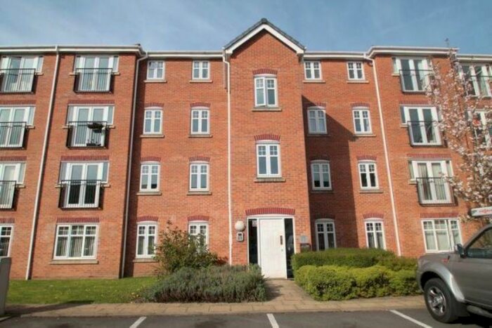 2 Bedroom Flat To Rent In Thunderbolt Way, Tipton, West Midlands, DY4