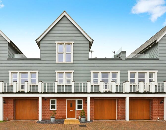 4 Bedroom Terraced House For Sale In Randall Lane, Bishop'S Stortford, CM23