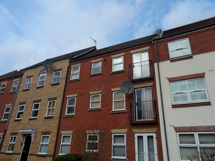 2 Bedroom Flat To Rent In Plimsoll Way, Victoria Dock, Hull, HU9