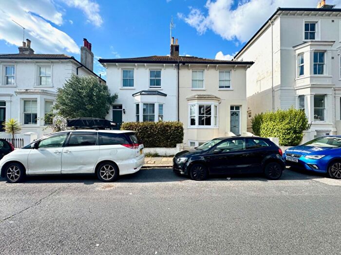 1 Bedroom Flat To Rent In Hova Villas, Hove, BN3