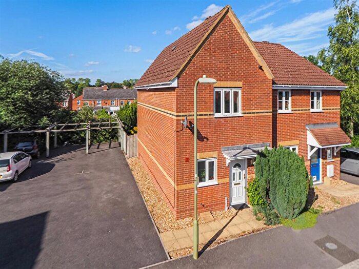2 Bedroom House For Sale In Beckett Road, Andover, SP10