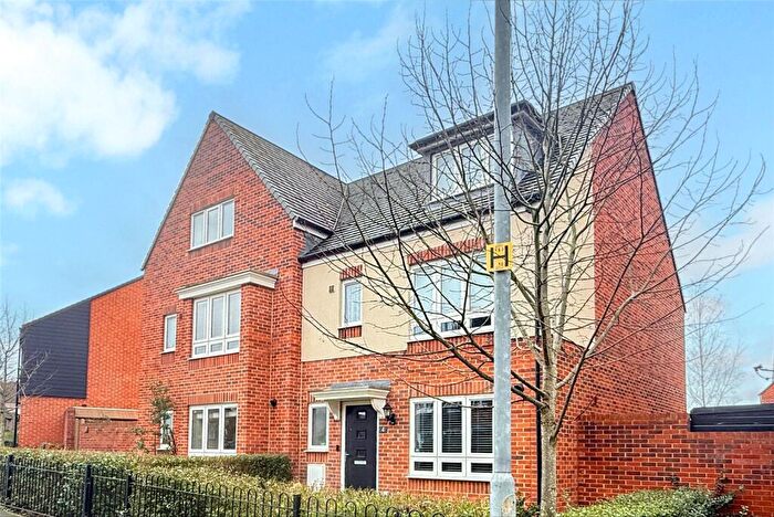 4 Bedroom Semi-Detached House For Sale In Webster Close, Bracknell, Berkshire, RG12