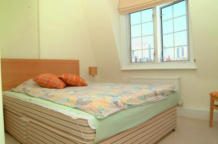 1 Bedroom Flat To Rent In Harrowby Street, Marylebone, London, W1H
