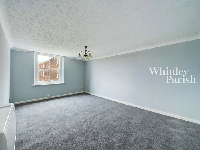 2 Bedroom Flat For Sale In Ipswich Road, Pulham Market, Diss, IP21