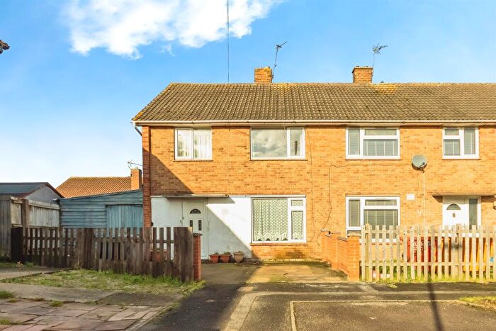 3 Bedroom End Of Terrace House For Sale In Woodview, Cotgrave, Nottingham, NG12