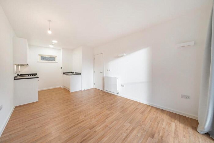 1 Bedroom Flat For Sale In Juxon Street, Kennington, SE11