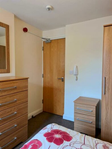 6 Bedroom House To Rent In A Willis Road, Cambridge, CB1
