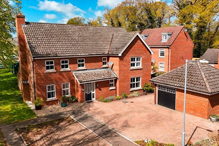 5 Bedroom Detached House For Sale In Nelson Drive, Little Plumstead, Norwich, NR13