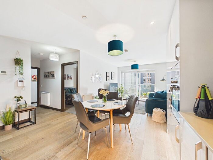 2 Bedroom Flat For Sale In East Station Road, Fletton Quays, PE2