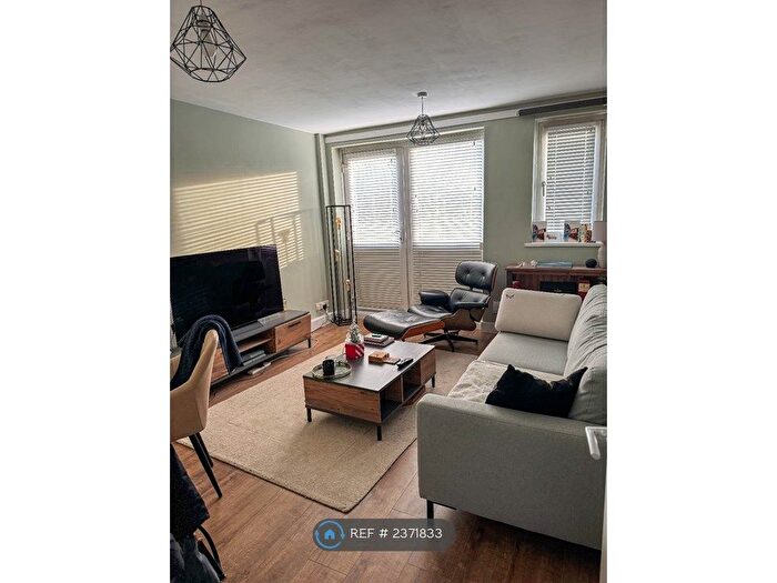 1 Bedroom Maisonette To Rent In Andrew Court, London, SE23