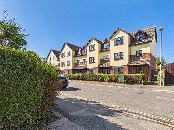 2 Bedroom Apartment For Sale In Wortley Road, Highcliffe, Christchurch, Dorset, BH23
