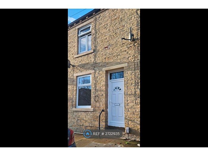 2 Bedroom Terraced House To Rent In Hoxton Street, Bradford, BD8