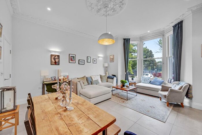 2 Bedroom Flat To Rent In Hilldrop Road, Kentish Town, N7