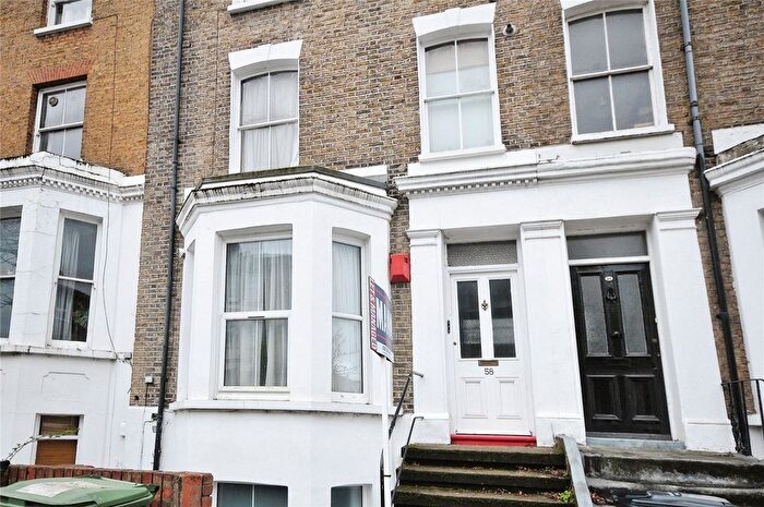 1 Bedroom Flat To Rent In Limes Grove, Hither Green, London, SE13