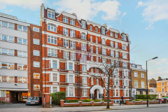 3 Bedroom Apartment To Rent In Abbey Court, Abbey Road, St. Johns Wood, London, NW8