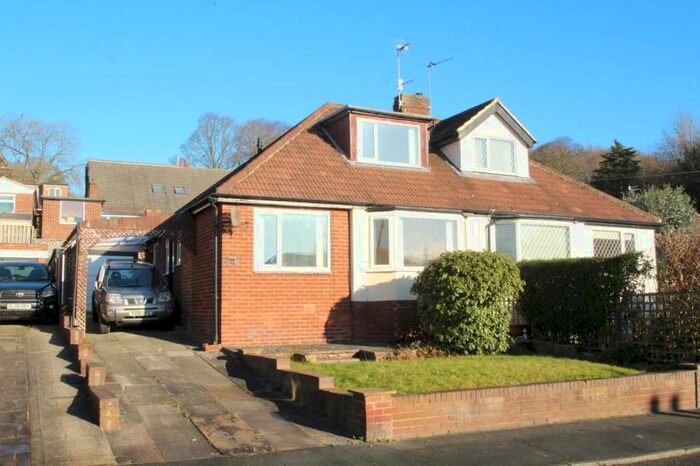 3 Bedroom Bungalow To Rent In Newlay Wood Crescent, Horsforth, Leeds LS18