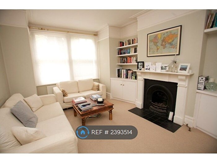 2 Bedroom Maisonette To Rent In Ashleigh Road, London, SW14