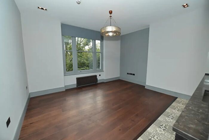 1 Bedroom Flat To Rent In Sutherland Avenue, Maida Vale, W9