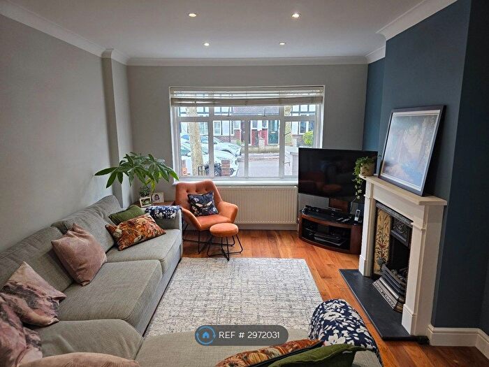 4 Bedroom Terraced House To Rent In Merton Hall Gardens, London, SW20