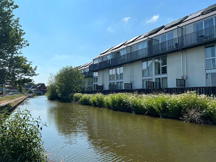 3 Bedroom End Of Terrace House To Rent In The Cable Yard, Electric Wharf, Coventry, CV1