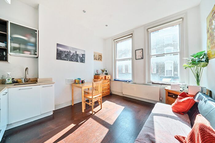 2 Bedroom Terraced House For Sale In Marchmont Street, Bloomsbury, London, WC1N