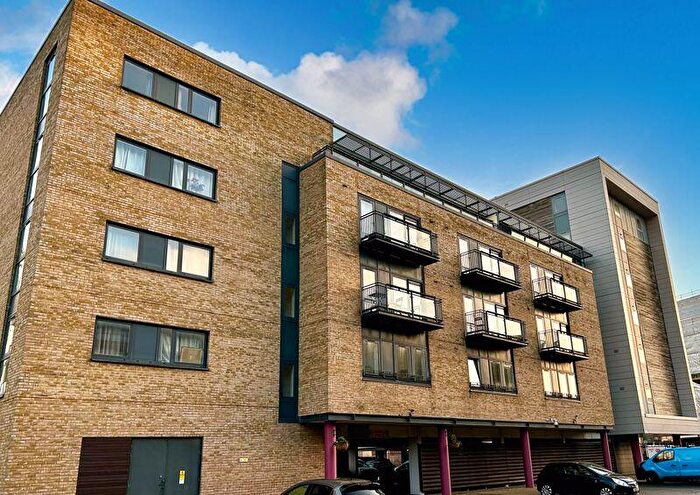 2 Bedroom Apartment To Rent In Alderney House, Ferry Court, Cardiff, CF11