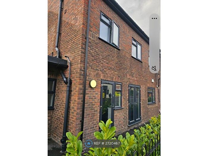 2 Bedroom Flat To Rent In The Old Surgery, High Wycombe, HP11