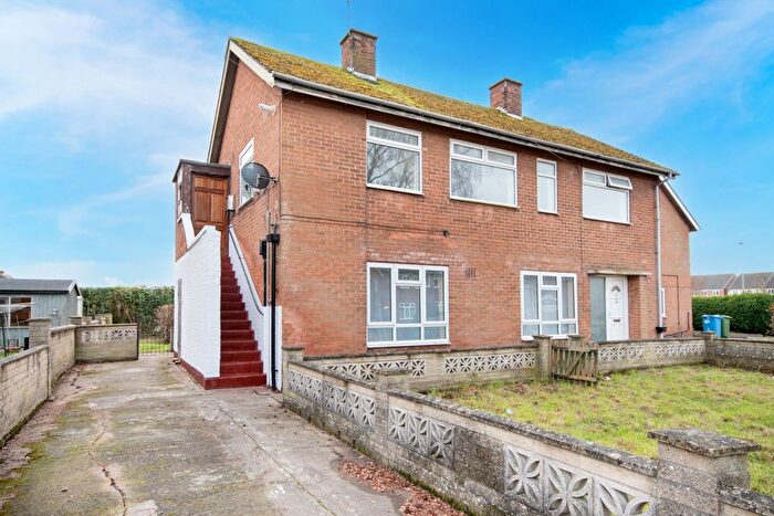 2 Bedroom Flat For Sale In The Oval, Retford, DN22