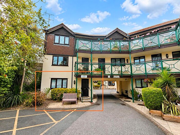 1 Bedroom Flat For Sale In Bolton Street, Central Area, Brixham, TQ5