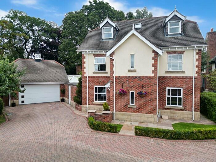 5 Bedroom Detached House For Sale In The Laurels, High Lane, Stockport, Cheshire, SK6
