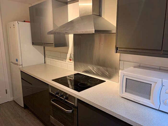 2 Bedroom Apartment To Rent In Tapton House Road, Sheffield, S10
