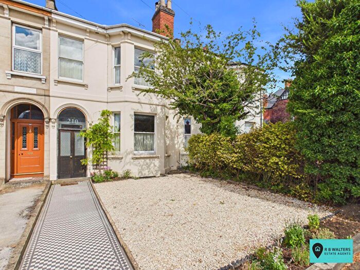 5 Bedroom House For Sale In London Road, Charlton Kings, Cheltenham, GL52