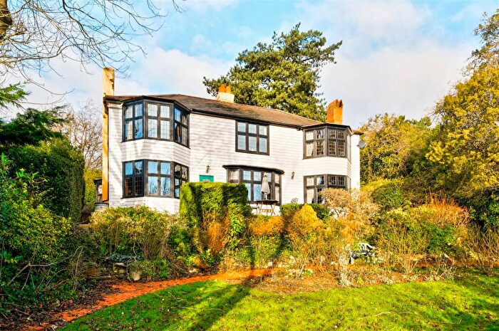 6 Bedroom Detached House For Sale In Kings Hill, Loughton, IG10