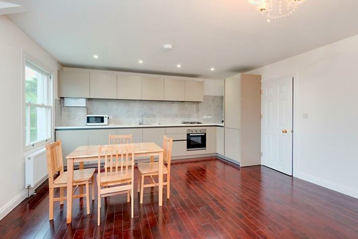 2 Bedroom Apartment To Rent In St Augustines Road, Camden, NW1