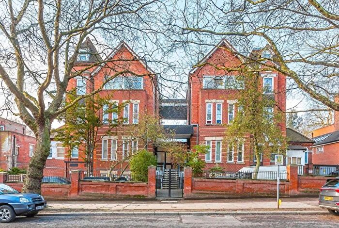 Studio To Rent In Fitzjohns Avenue, London, NW3