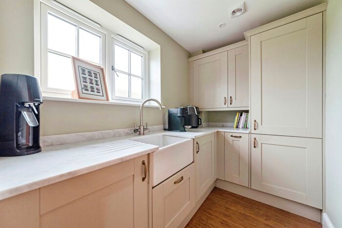 3 Bedroom Detached House For Sale In Brotts Road, Normanton-On-Trent, Newark, NG23