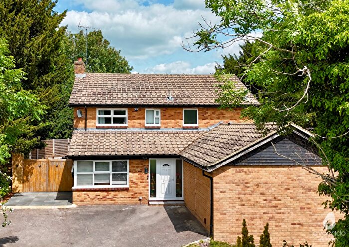 4 Bedroom Detached House To Rent In The Holt, Purley On Thames, Reading, RG8