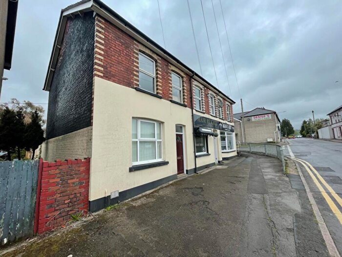 2 Bedroom Semi-Detached House To Rent In The Highway, New Inn, Pontypool, NP4