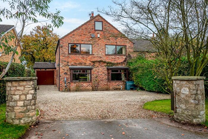 6 Bedroom Link Detached House For Sale In Back Lane, Bilbrough, York, YO23