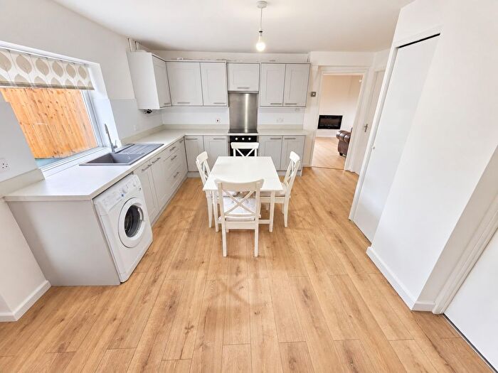 2 Bedroom Flat To Rent In Culcheth, Warrington, Cheshire, WA3