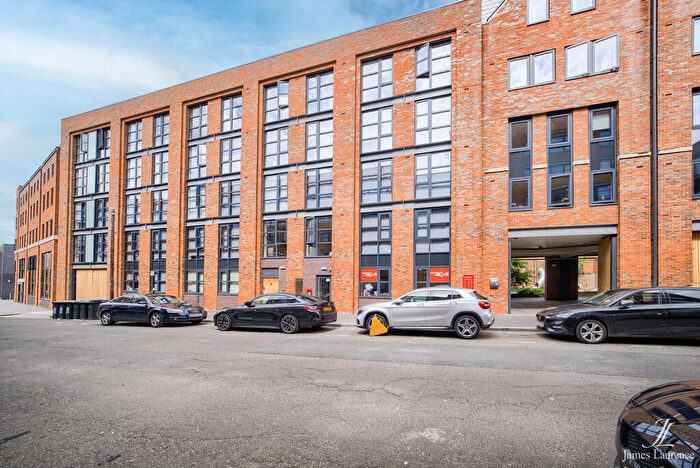 1 Bedroom Apartment To Rent In Camden House, Pope Street, Jewellery Quarter, B1