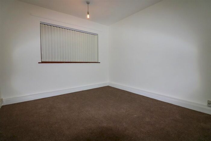 3 Bedroom Property To Rent In Ingleby Road, Grays, RM16