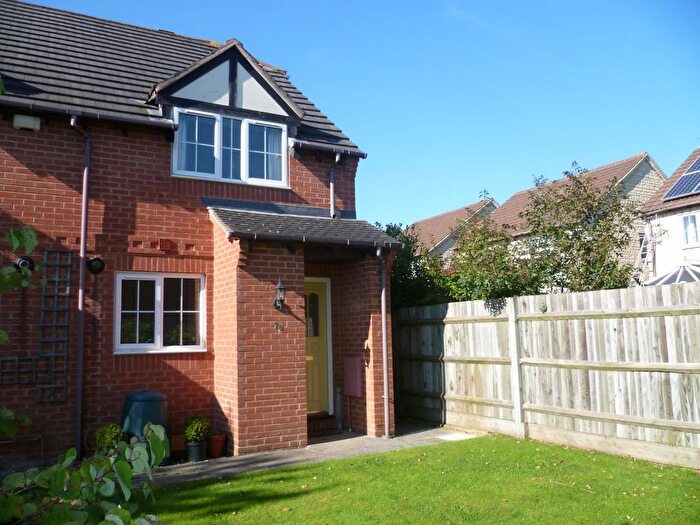 2 Bedroom Property To Rent In Dewfalls Drive, Bristol, BS32