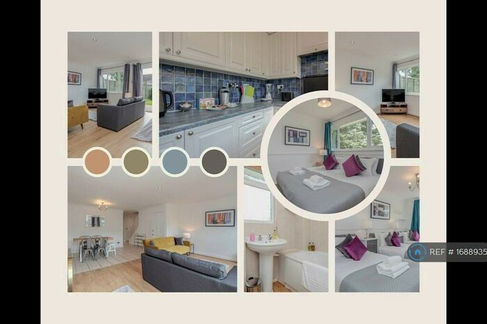 3 Bedroom Semi-Detached House To Rent In Pheasants Croft, Maidenhead, SL6